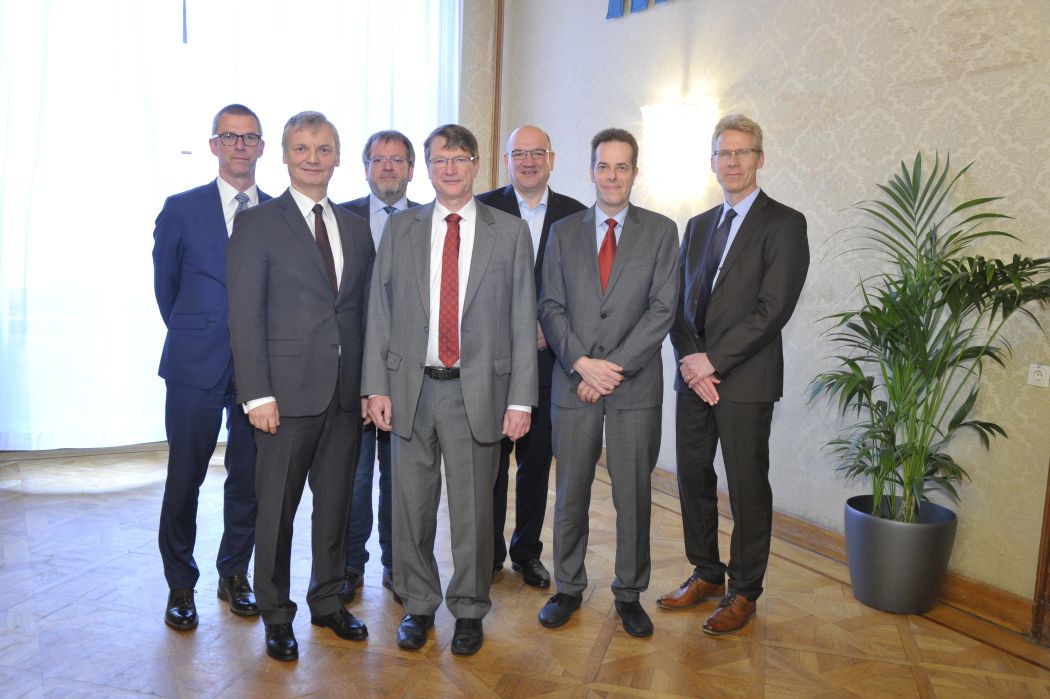 Delegation des Rechnungshofes der Freien und Hansestadt Hamburg zu Besuch beim Stadtrechnungshof Wien